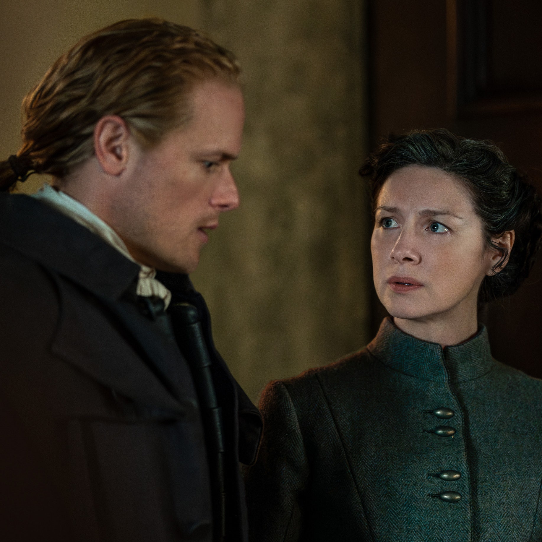 Outlander’s Caitríona Balfe and Sam Heughan React to That Very Unexpected Sex Scene