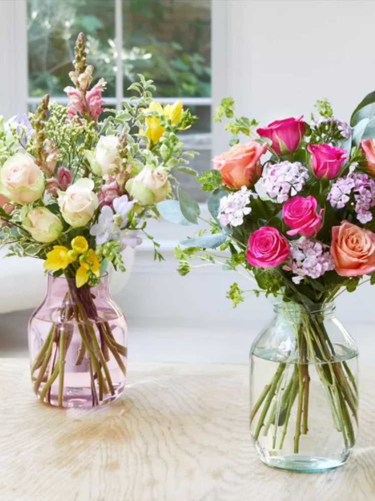 Gifts for Mum: Bloom & Wild Flower subscription