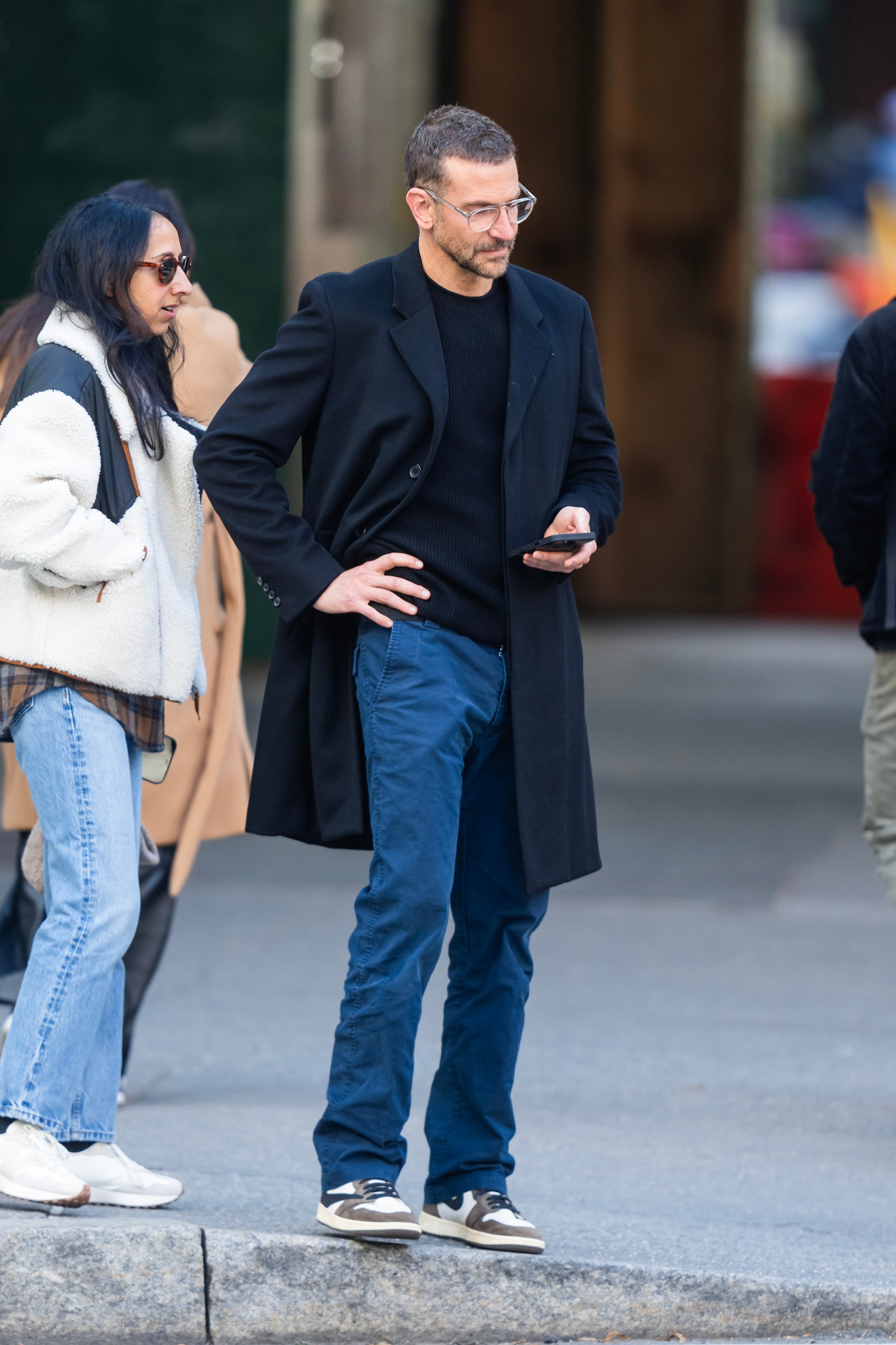 Bradley Cooper amped up a solid fit with some invincible 1500 Air Jordans