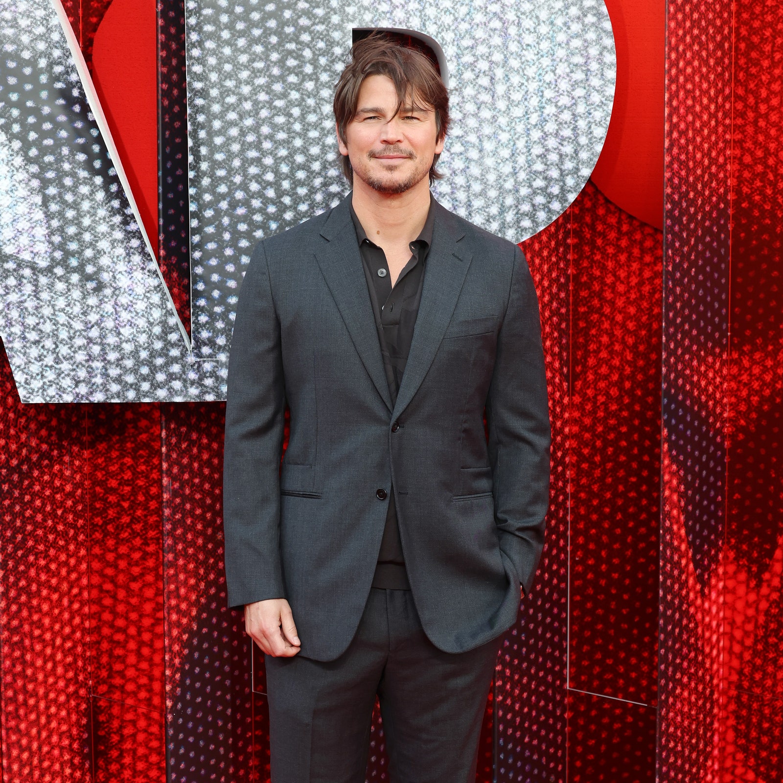 After 20 years, Josh Hartnett's teen heartthrob hair still bangs