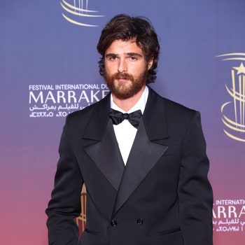 Jacob Elordi, once a clean-shaven king, now has a swamp rock beard