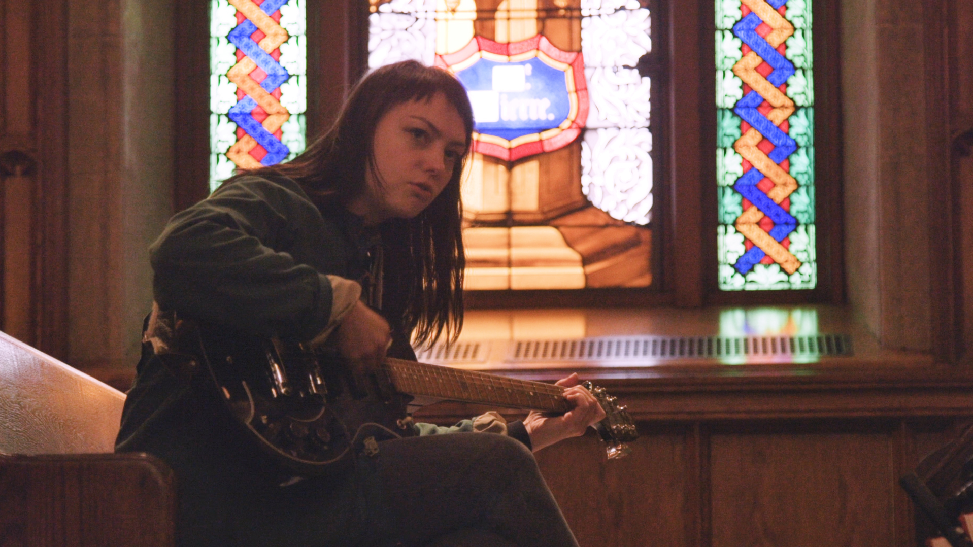 Watch Angel Olsen Perform In A Bronx Church