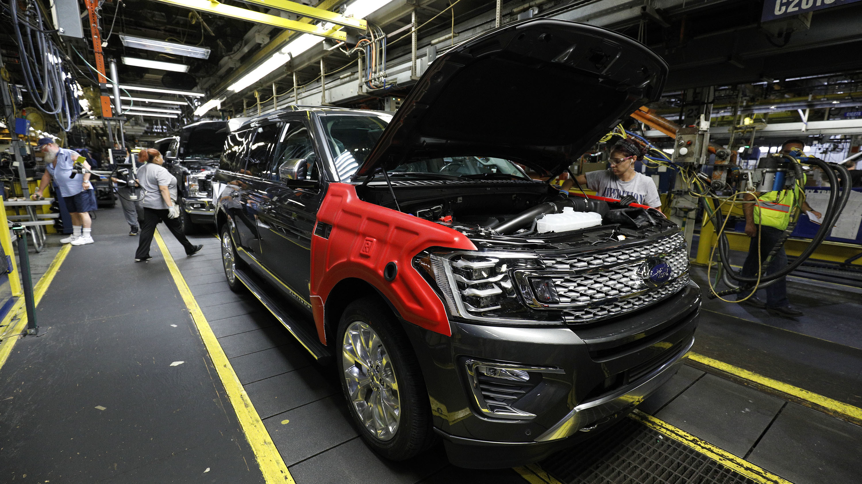 Auto Industry Healthy Enough To Withstand Next Downturn, Analysts Say