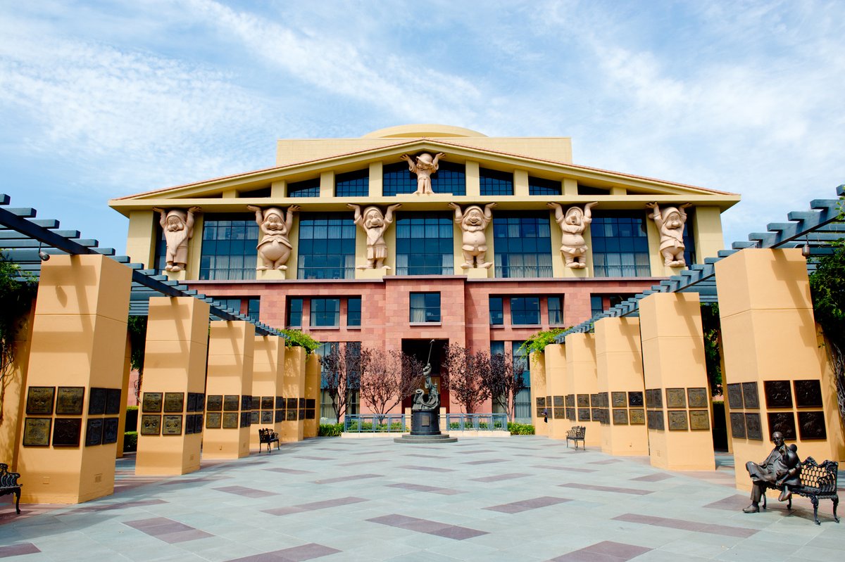 Walt Disney Studios building