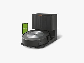 iRobot Roomba j7 robot vacuum