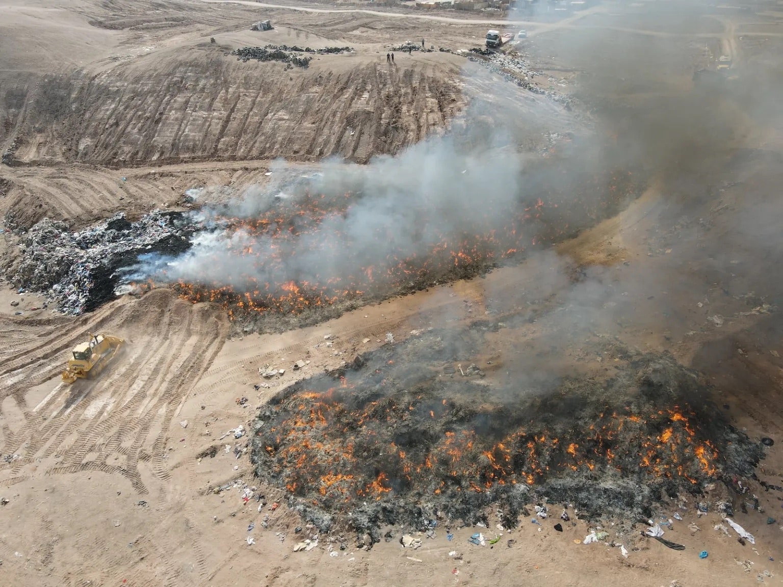 Fire at Manuela Medinas clothes dump