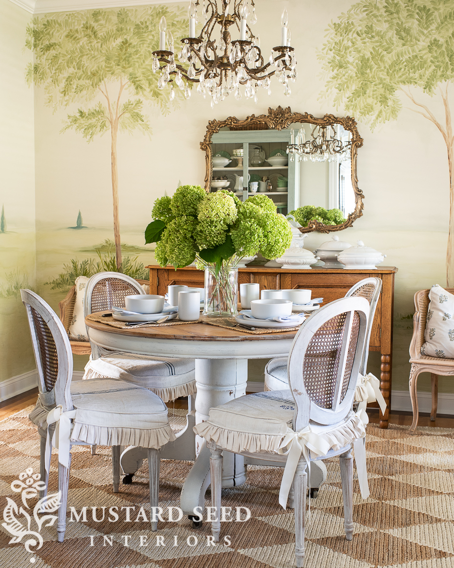 dining room | vintage brass chandeliers | spanish pineapple chandeliers | miss mustard seed