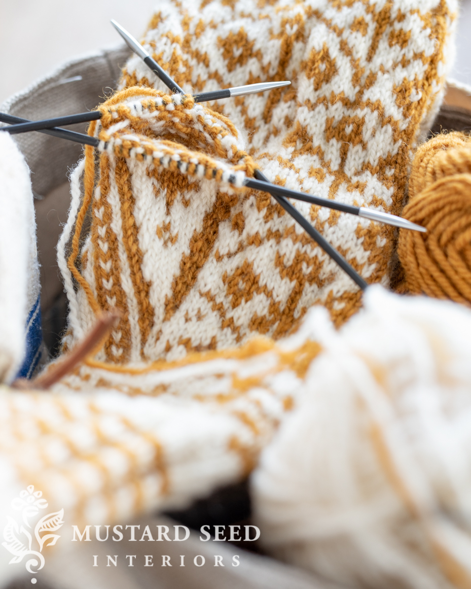 selbu mitten knitting tutorial | miss mustard seed