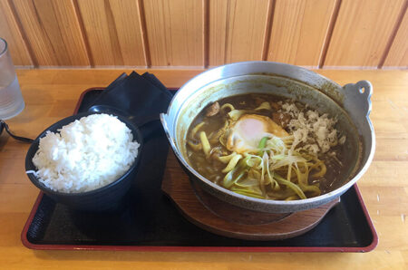 氷見市【お食事ができる製麺所 なごみ】行列のできる人気店！「氷見カレー鍋うどん」を食す♪