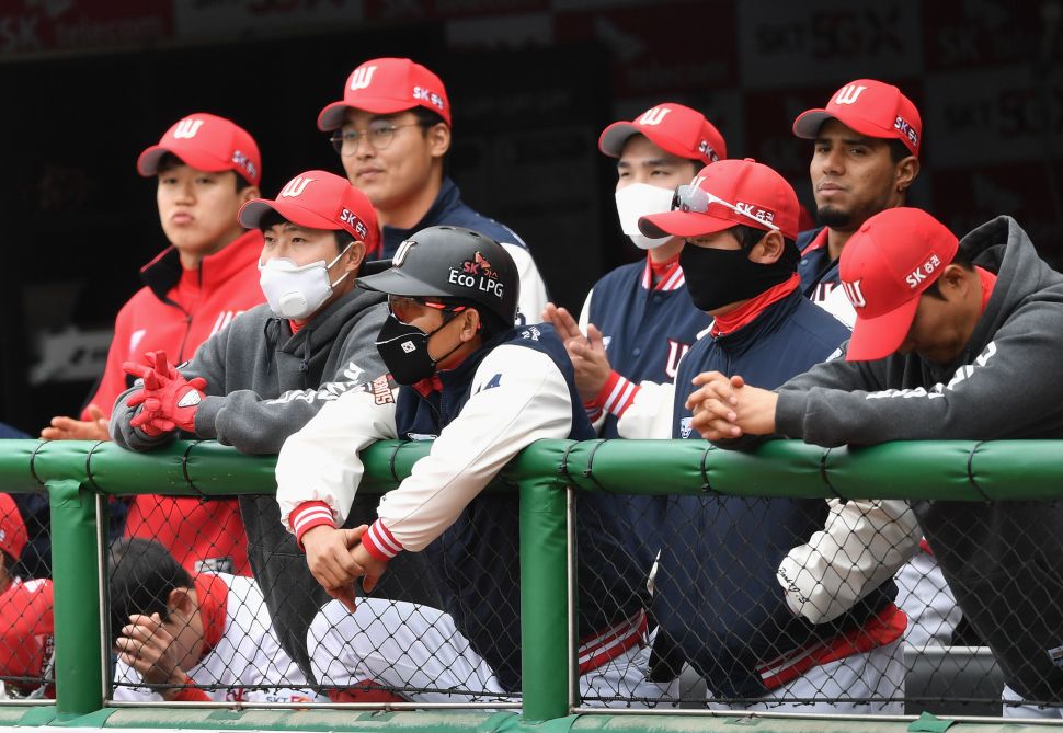 Korean Baseball Beat Coronavirus and Jumped to ESPN. Here’s What You Need to Know.