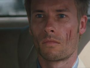 Guy Pearce plays Leonard Shelby Memento Christopher Nolan