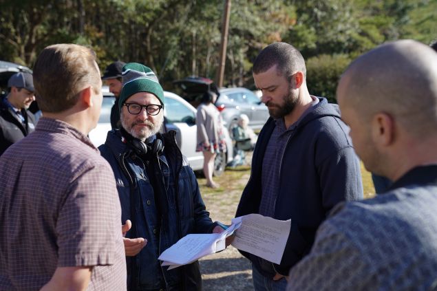 Director Fisher Stevens and Justin Timberlake on the set of Palmer