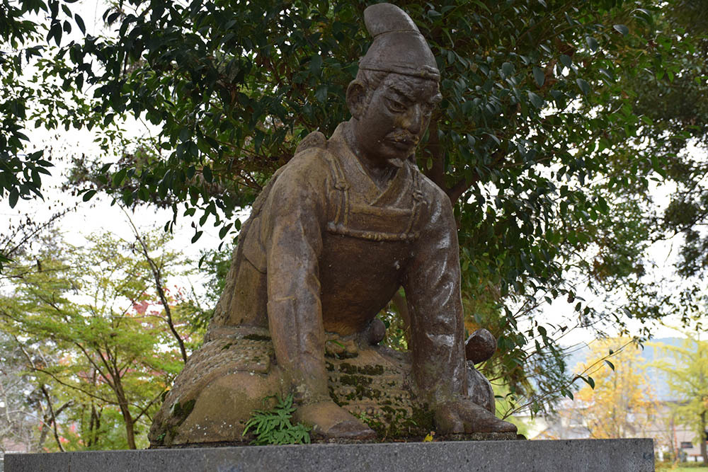 太平記を歩く。　その１２　「院庄館跡（作楽神社）」　岡山県津山市_e0158128_22412112.jpg