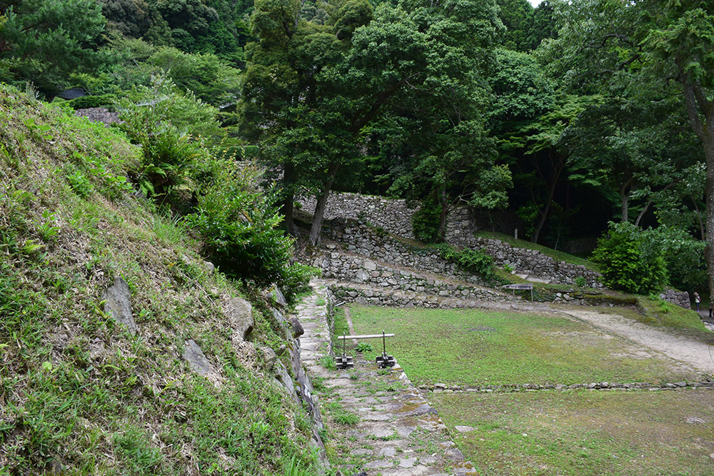 天下布武の象徴、安土城攻城記。　その３　＜伝羽柴秀吉邸跡＞_e0158128_15384680.jpg