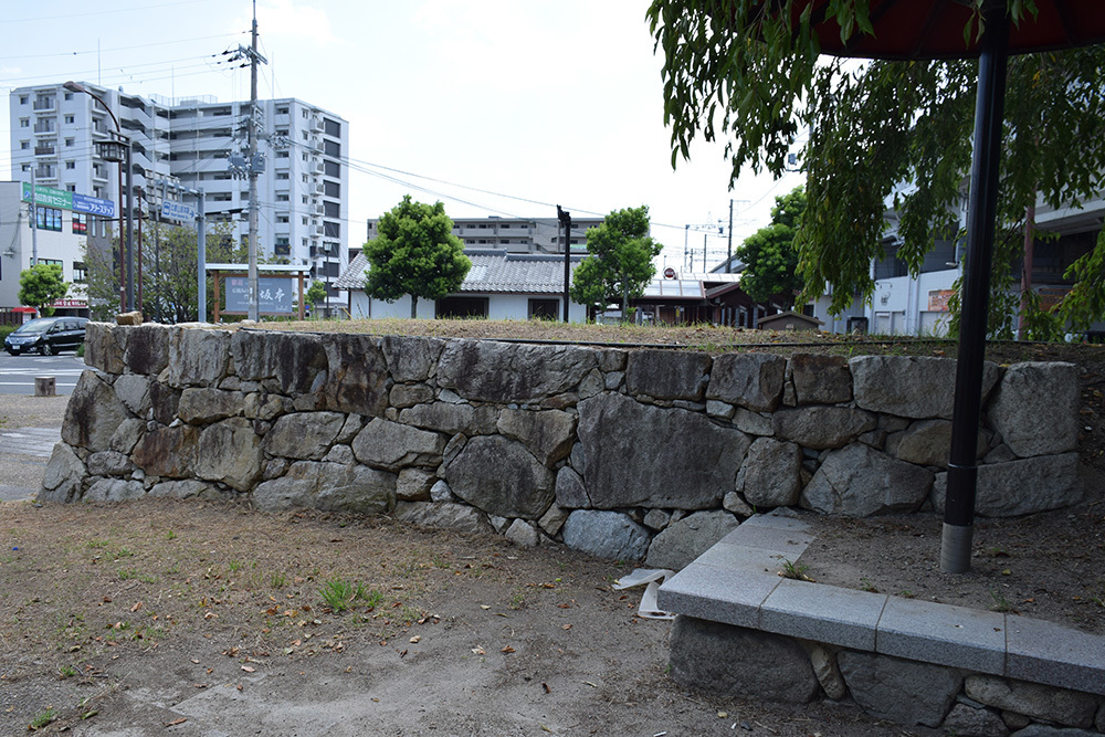 穴太衆の郷、坂本石積みの郷公園。_e0158128_19541500.jpg