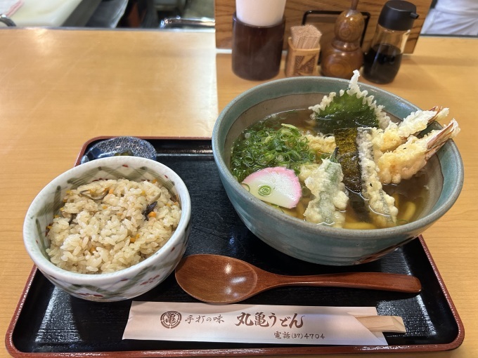 丸亀うどん　丸亀製麺じゃないよ！　町のうどんやさん　岸和田市_d0258976_08334298.jpg