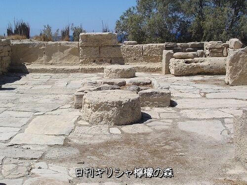 ミノア時代の海洋都市コモス　東地中海の海の民の時代は貿易港_c0010496_16510405.jpg