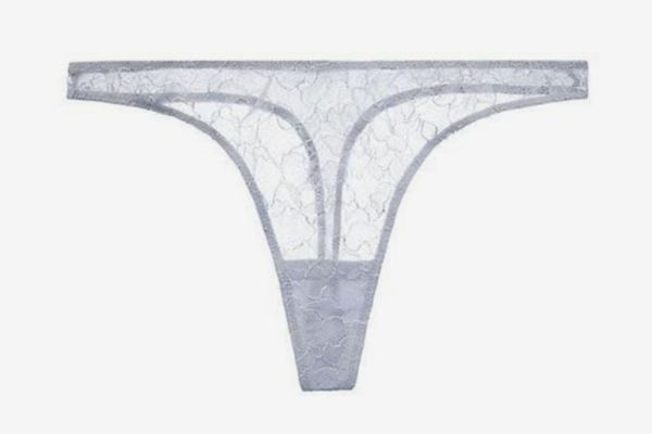 Journelle Daphne Thong, Dove