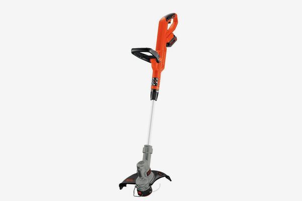 BLACK+DECKER LST300 String Trimmer + 20-Volt Battery Pack