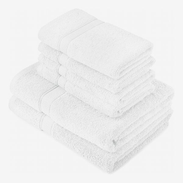 Pinzon by Amazon - Egyptian Cotton Towel Set, 2 Bath and 4 Hand Towels - White, 600gsm