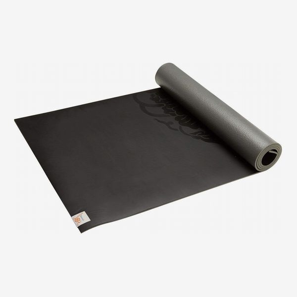 Gaiam Performance Dry-Grip Yoga Mat