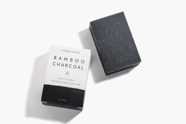 Herbivore Botanicals Bamboo Charcoal Deep Cleanse Detoxifying Soap Bar