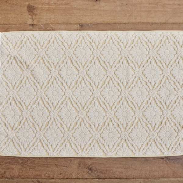 Nickey Kehoe Marguerite Bath Mat In Chamomile