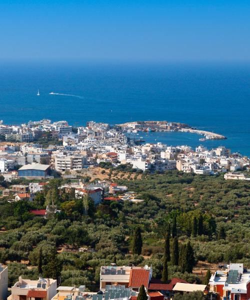 Vue imprenable sur : Malia. Cette ville est populaire parmi nos utilisateurs.