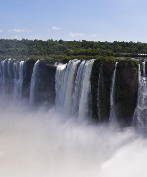 Krásny pohľad na mesto Puerto Iguazú