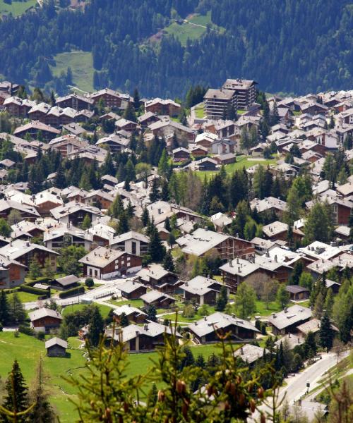 Ein schöner Blick auf Verbier – eine bei unseren Nutzern beliebte Stadt