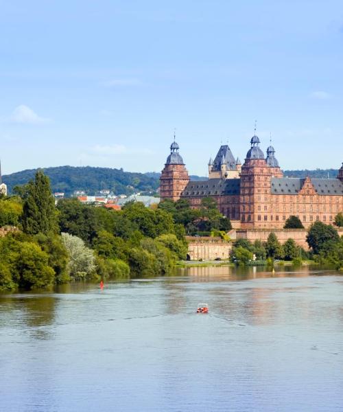 Una bonita panorámica de Aschaffenburg, una ciudad popular entre nuestros usuarios