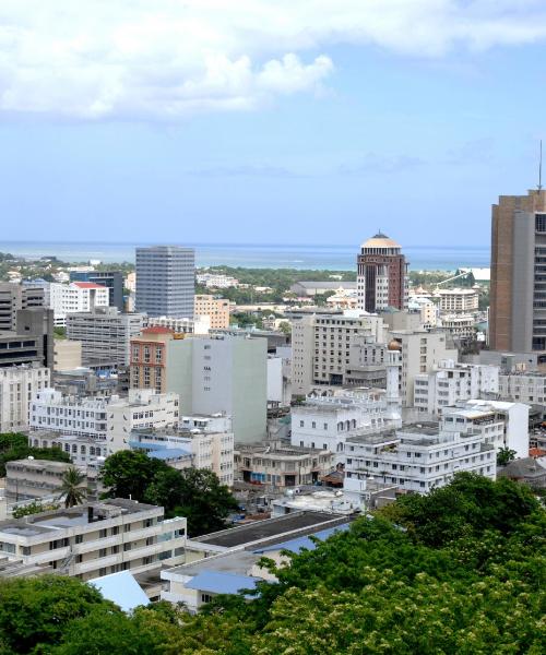 Una panoràmica bonica de Port Louis, una ciutat popular entre els nostres usuaris