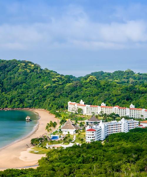 Krásný pohled na město Playa Bonita Village, které je mezi našimi zákazníky oblíbené