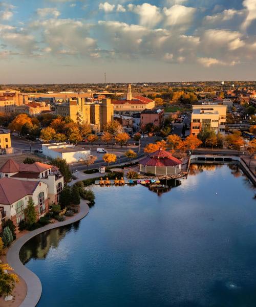 Predivan pogled na grad 'Pueblo'