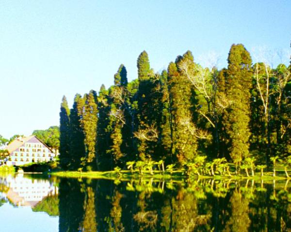 Čudovit pogled na mesto Grama