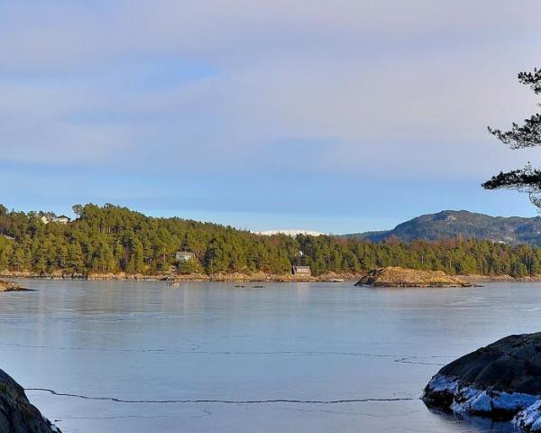 A beautiful view of Hjellestad.