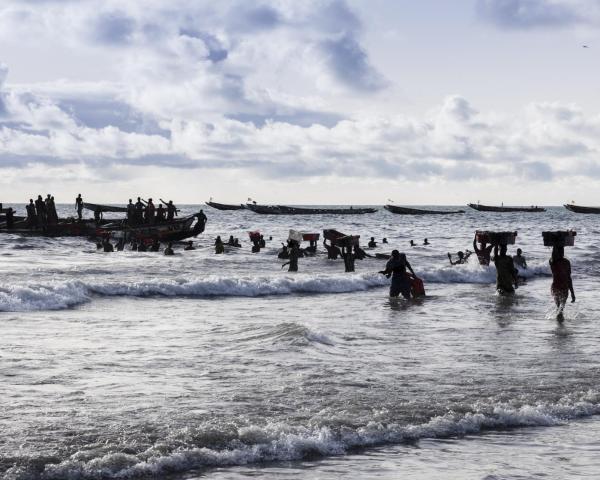 Hong Kong → Ziguinchor