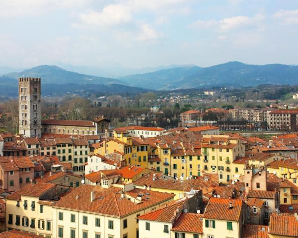 Permandangan indah di Lucca