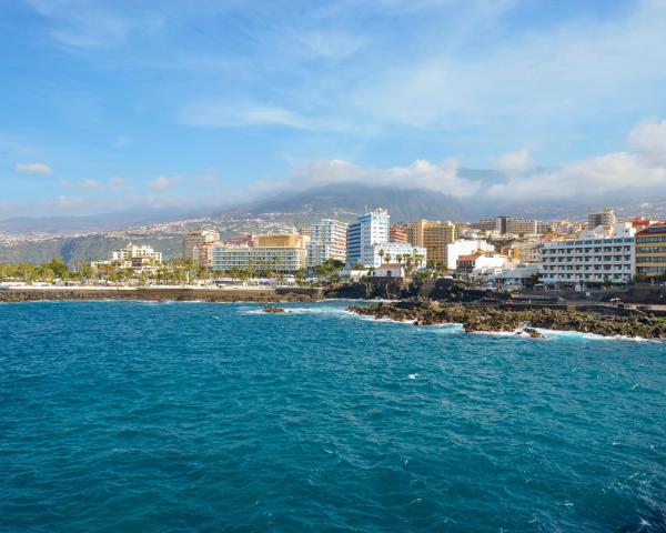 Una bella vista de Puerto de la Cruz