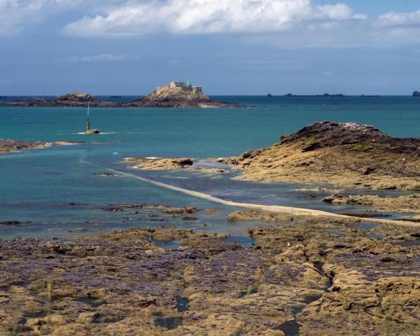 Krásny pohľad na mesto Dinard