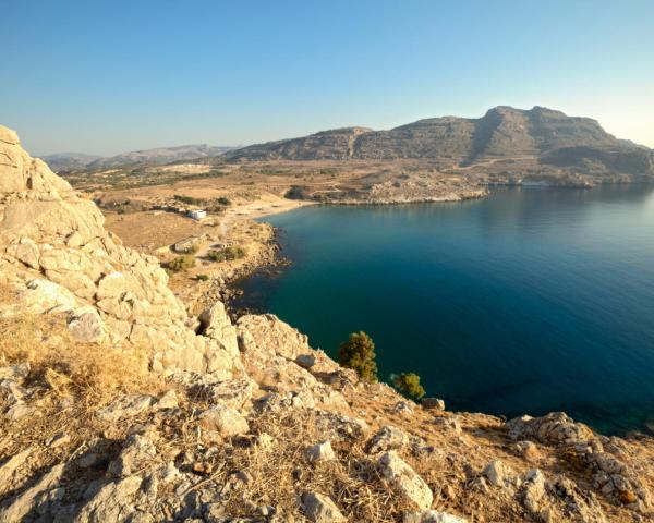 Prelep pogled na grad Haraki