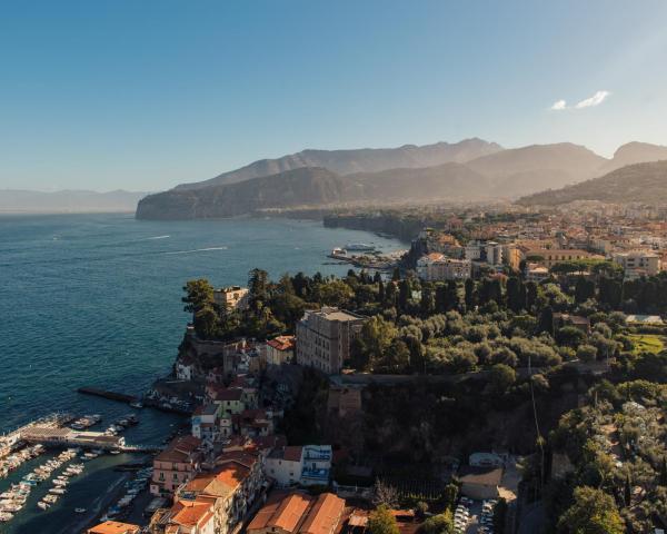 Όμορφη θέα του προορισμού Sorrento