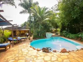 2 Friends Guest House, hotel en Jinja