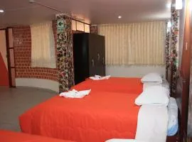 Hotel Los Gladiolos, hótel í Cajamarca