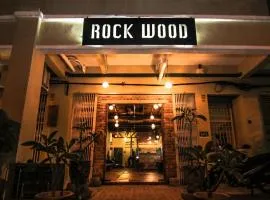 숭가이 페타니에 위치한 호텔 Rock Wood Hotel