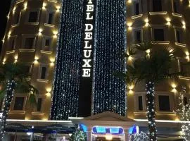 Hotel Deluxe, hotell i Tirana