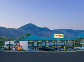 Scott's Inn & Suites、カムループスのホテル