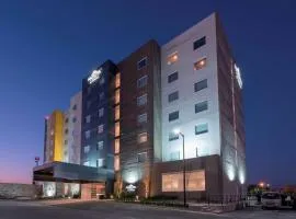 Microtel Inn & Suites by Wyndham San Luis Potosi, hotel din San Luis Potosí