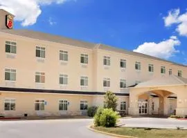 Super 8 by Wyndham Odessa TX, hotel sa Odessa