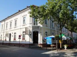 Viesnīca Hotel Restaurant Schwert pilsētā Kēla pie Reinas